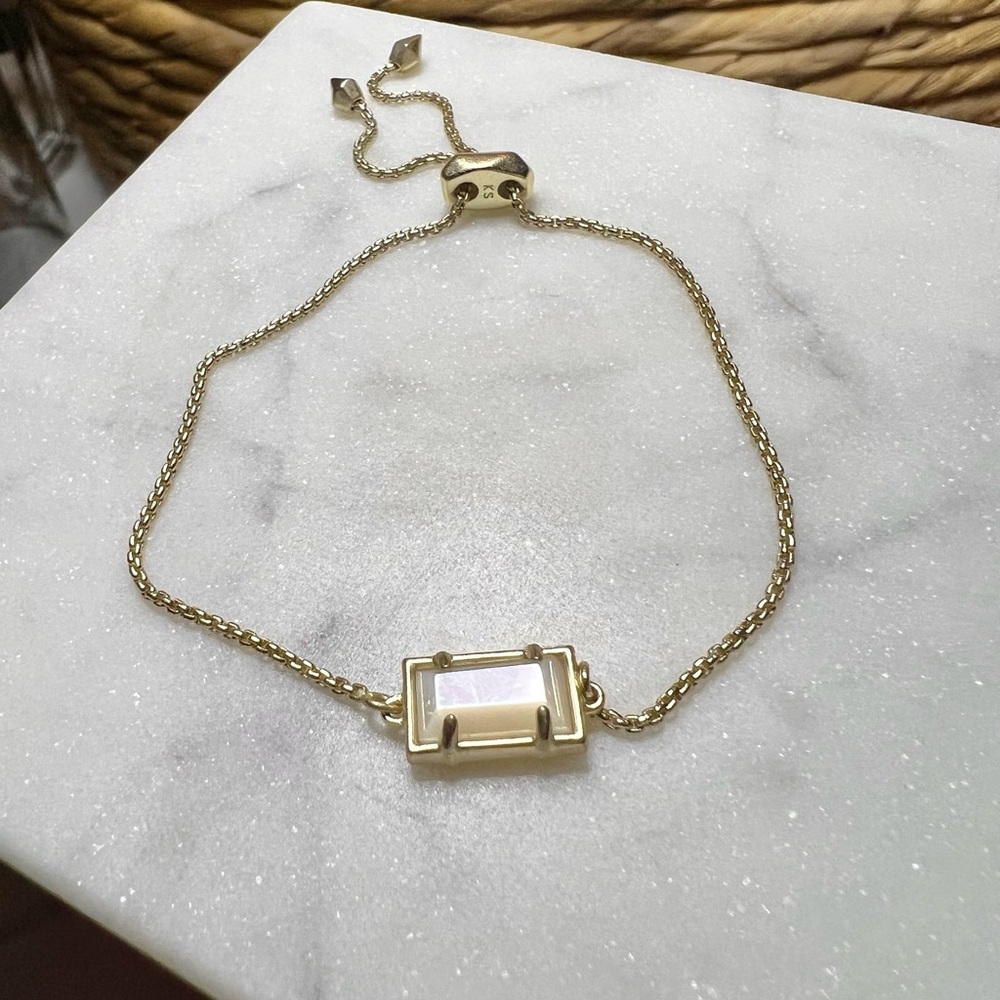 Kendra Scott Pendant Bracelet